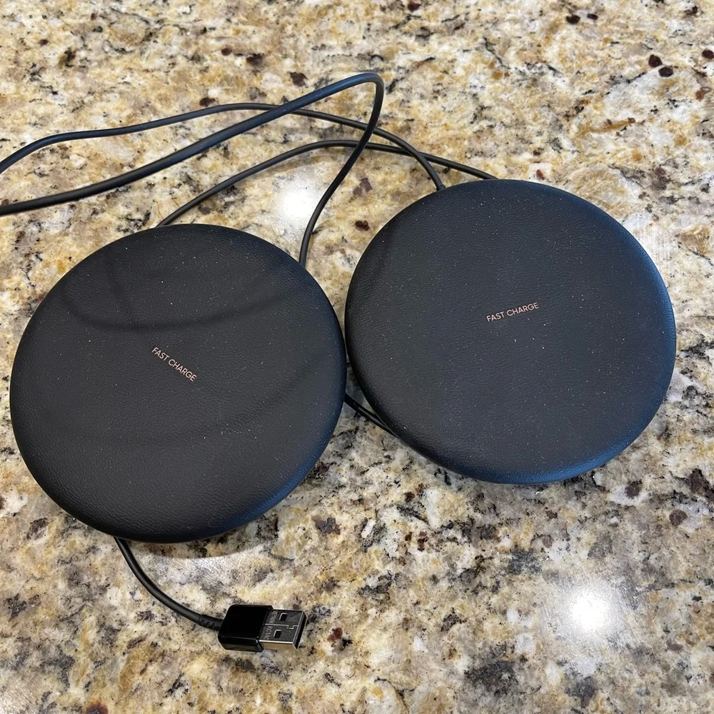 Samsung Wireless Fast Charger